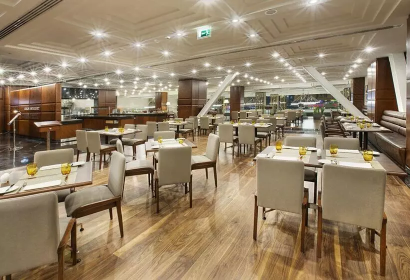 Fotos del hotel Doubletree By Hilton Istanbul Avcilar:  6