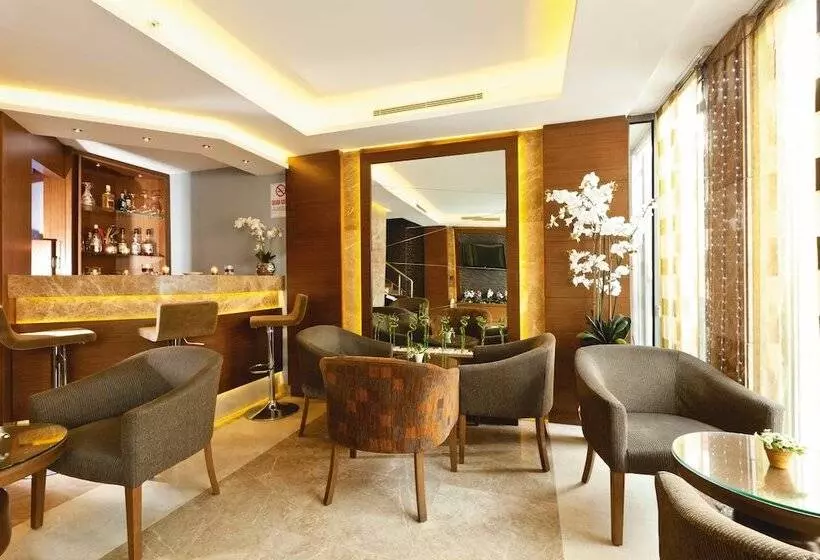 Fotos del hotel Emerald:  12