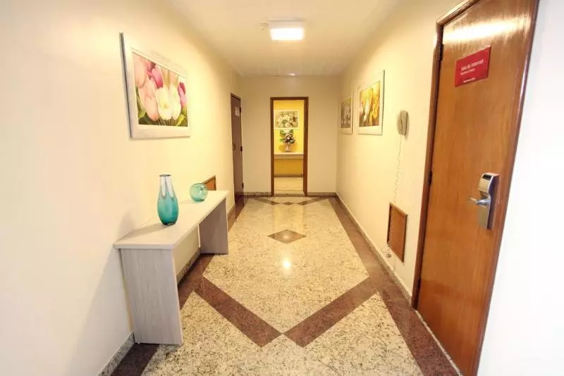 Fotos del hotel Mengo Palace:  6