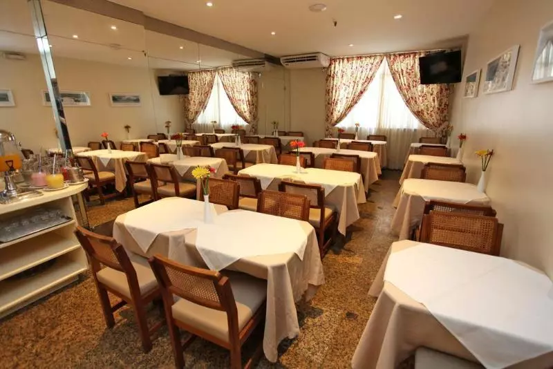 Fotos del hotel Mengo Palace:  22