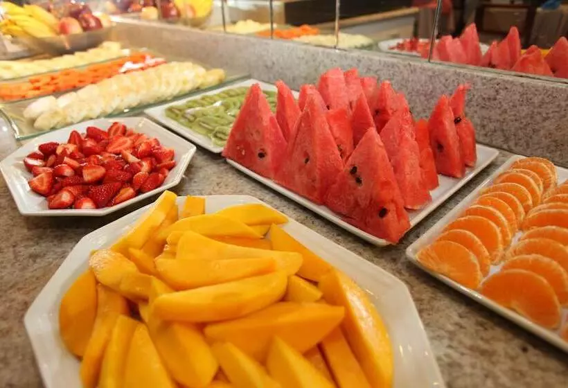 Fotos del hotel Mengo Palace:  10