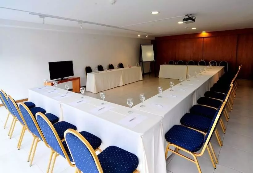 Fotos del hotel Real Colonia Hotel & Suites:  5