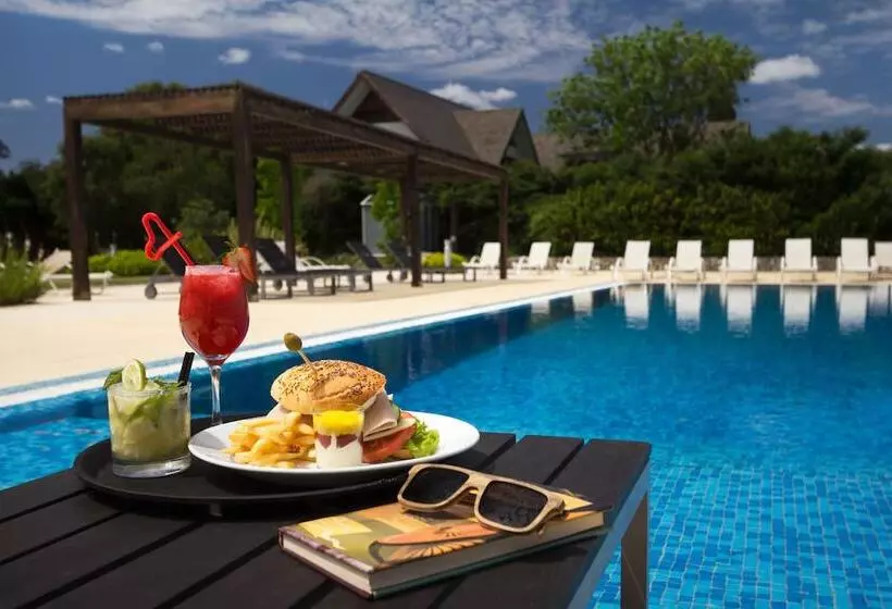 Fotos del hotel Real Colonia Hotel & Suites:  4