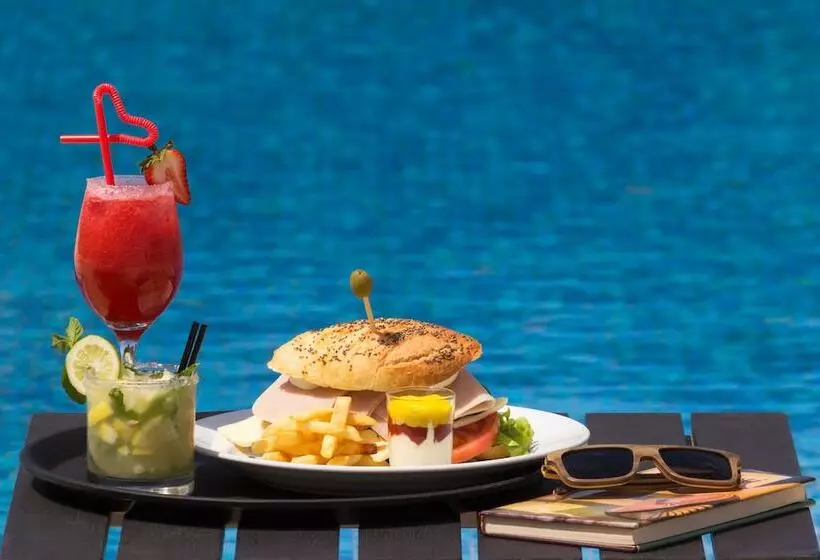 Fotos del hotel Real Colonia Hotel & Suites:  14