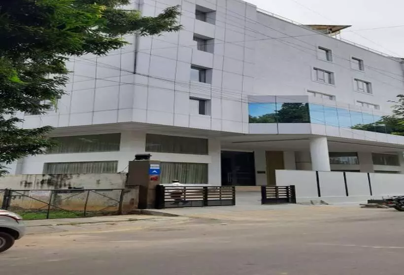 Fotos del hotel Shravanthi Sarovar Portico:  8