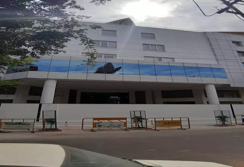 Fotos del hotel Shravanthi Sarovar Portico:  12