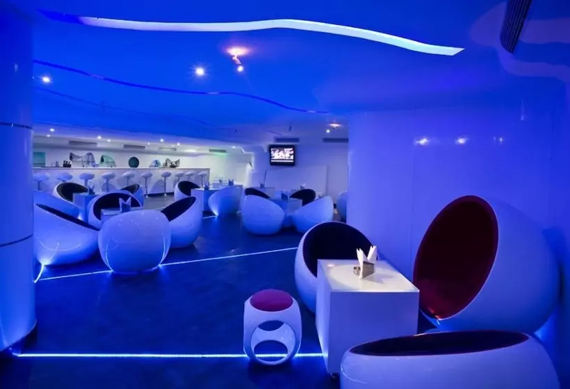 Fotos del hotel Shravanthi Sarovar Portico:  5