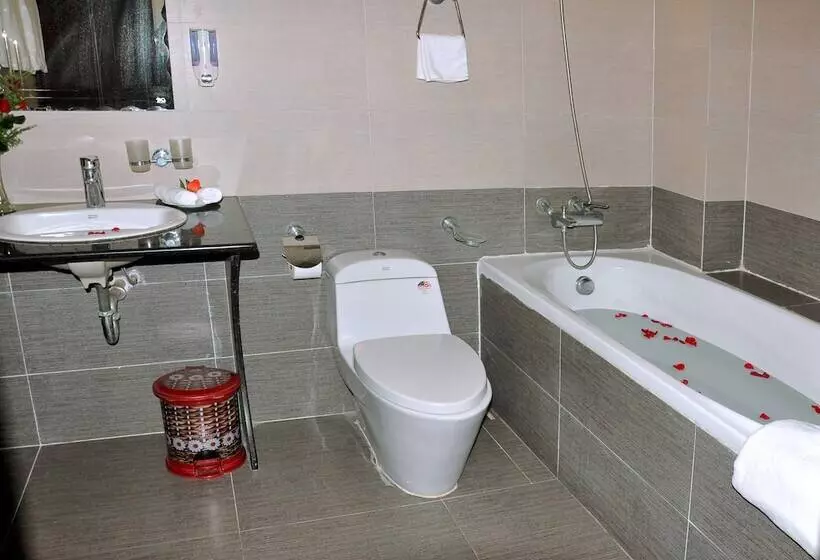 Fotos del hotel Thai Binh Hotel 2:  10