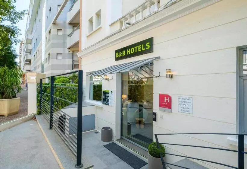 Fotos del hotel Ibis Styles Antibes Juan Les Pins:  16