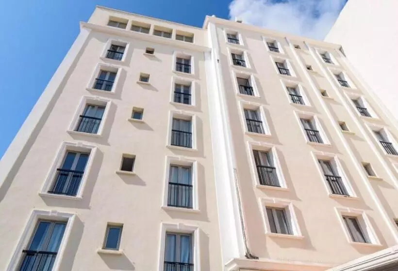 Fotos del hotel Ibis Styles Antibes Juan Les Pins:  9