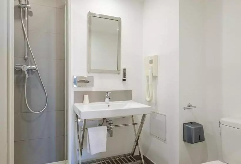 Fotos del hotel Ibis Styles Antibes Juan Les Pins:  7