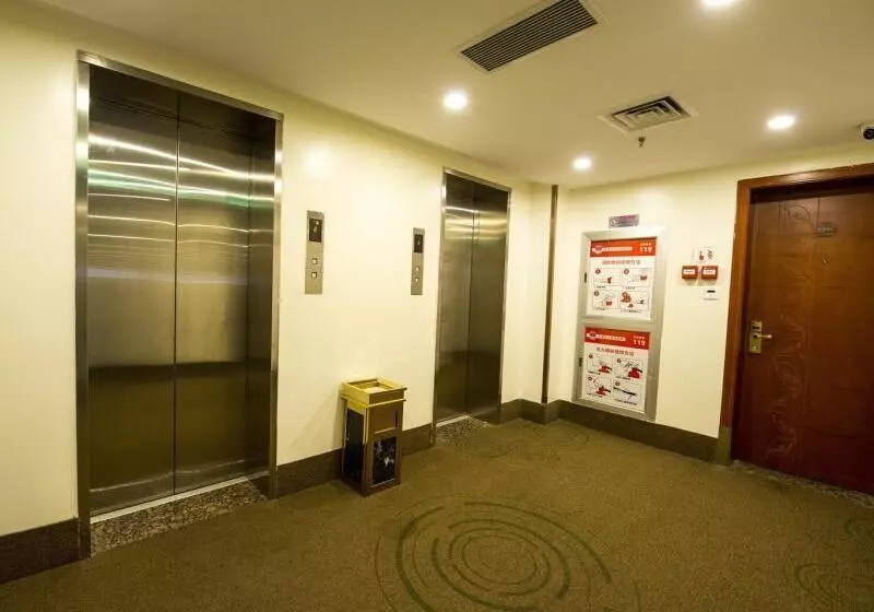 Fotos del hotel Greentree Inn Tianjin Dabeiyuan Business:  2