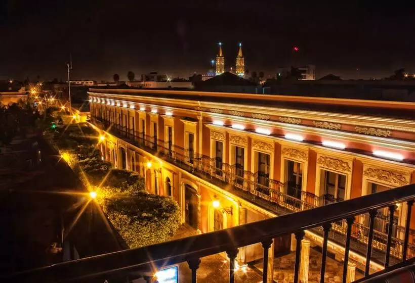 Fotos del hotel The Jonathon Boutique:  5