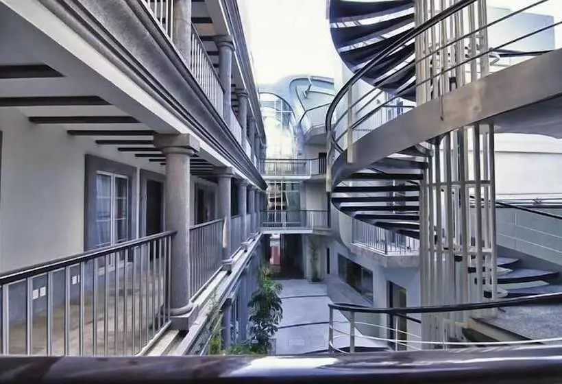 Fotos del hotel The Jonathon Boutique:  14