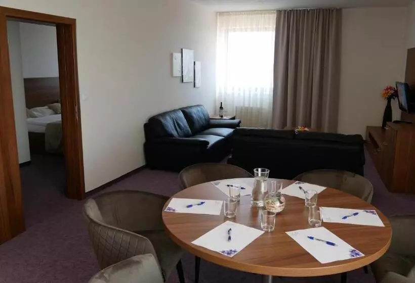 Fotos del hotel Saffron:  24