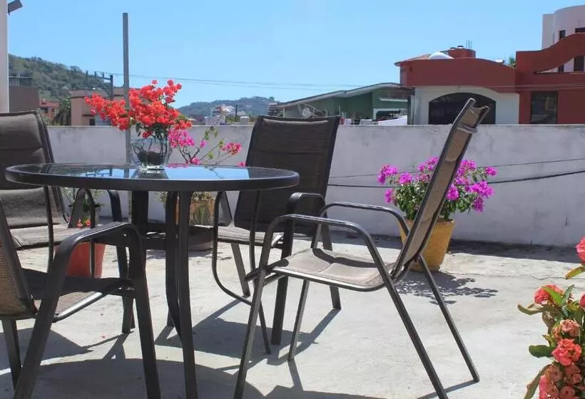 Fotos del hotel Hotel Victoria Zihuatanejo:  4