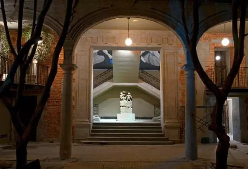 Fotos del hotel Downtown:  6