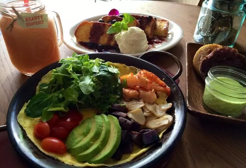 Fotos del hotel Shoreline  Waikiki:  14