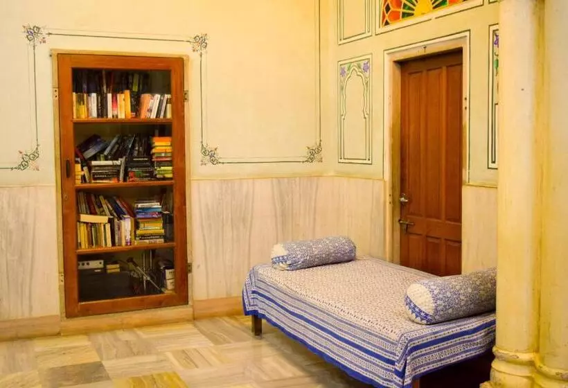 Fotos del hotel Arya Niwas:  25