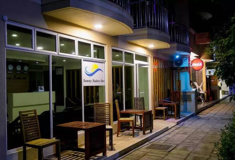 Fotos del hotel Sunny Suites Inn:  2