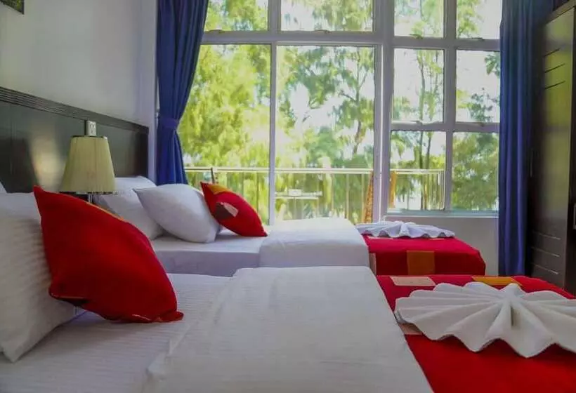 Fotos del hotel Sunny Suites Inn:  15