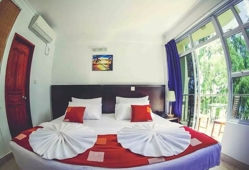 Fotos del hotel Sunny Suites Inn:  6