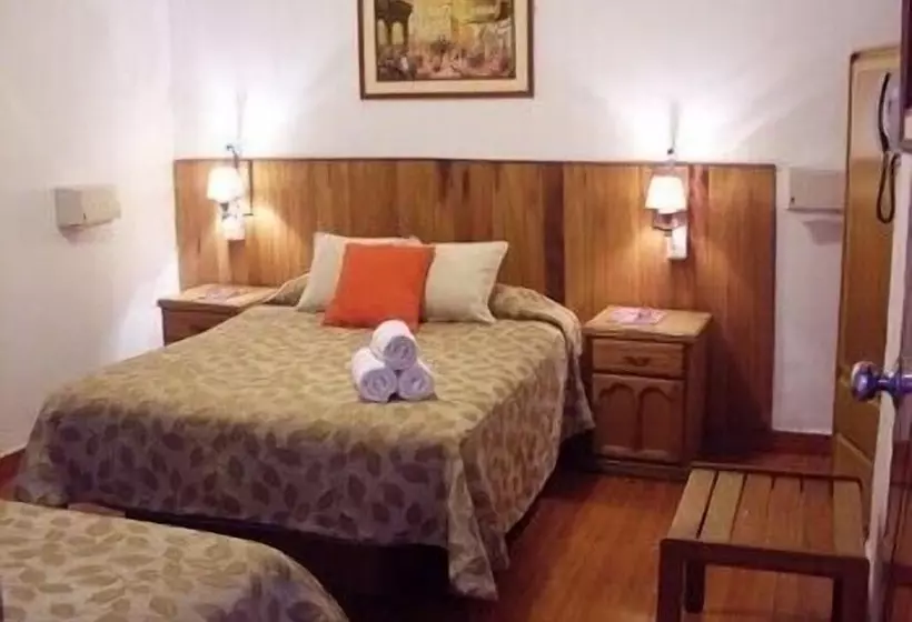 Fotos del hotel L Baron Jockey Plaza Mall:  19