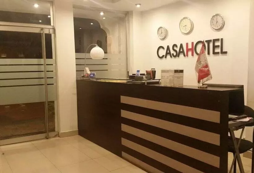 Fotos del hotel L Baron Jockey Plaza Mall:  17