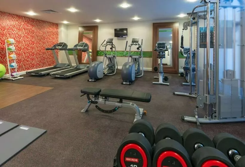 Fotos del hotel Hampton By Hilton Luton Airport:  3