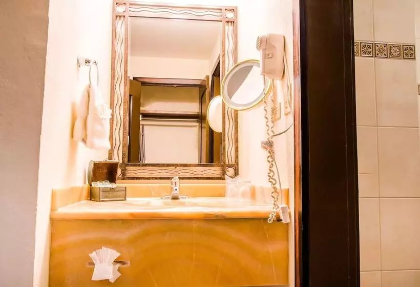 Fotos del hotel María Bonita Consulado Americano:  15