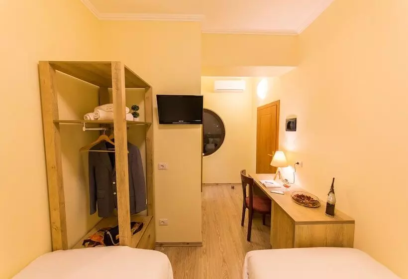 Fotos del hotel Baron:  7