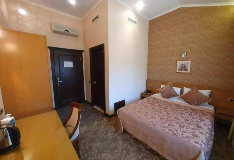 Fotos del hotel Riviera:  24