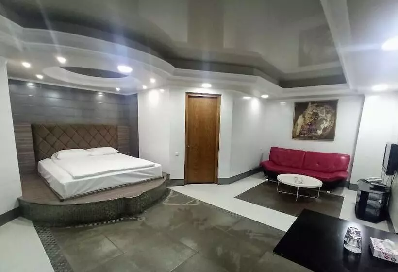 Fotos del hotel Yerevan Deluxe:  11