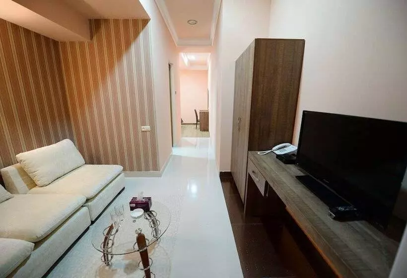 Fotos del hotel Yerevan Deluxe:  13