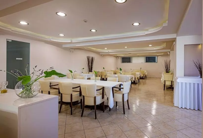 Fotos del hotel Varres:  18