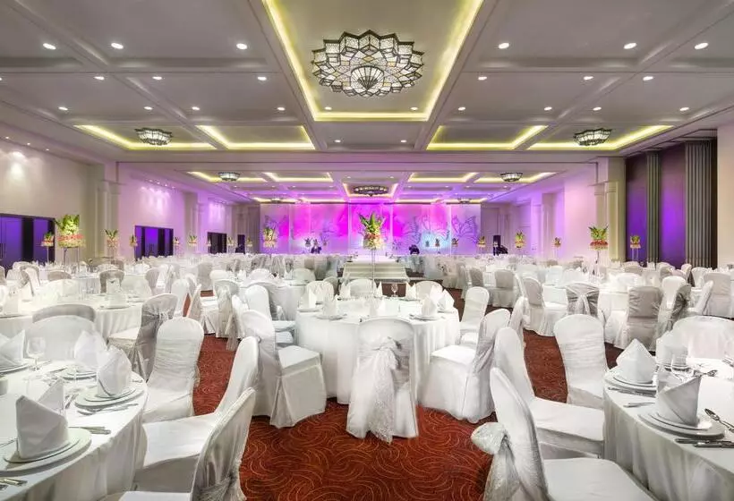 Fotos del hotel Bahi Ajman Palace:  16