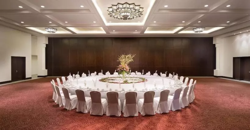 Fotos del hotel Bahi Ajman Palace:  7