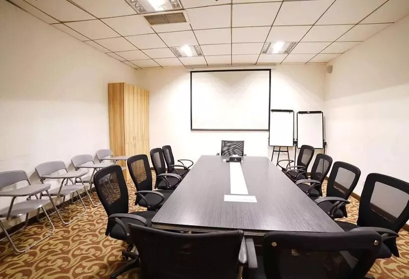 Fotos del hotel Ibis Chengdu Yongfeng:  12