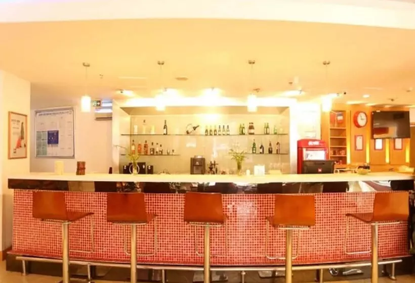 Fotos del hotel Ibis Chengdu Yongfeng:  6