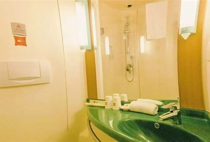 Fotos del hotel Ibis Chengdu Yongfeng:  20