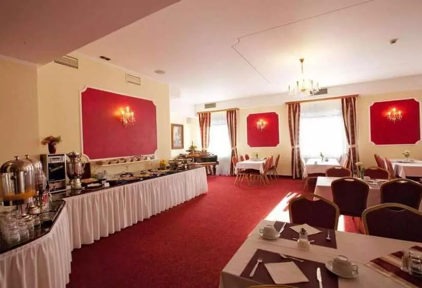 Fotos del hotel Savoy:  11