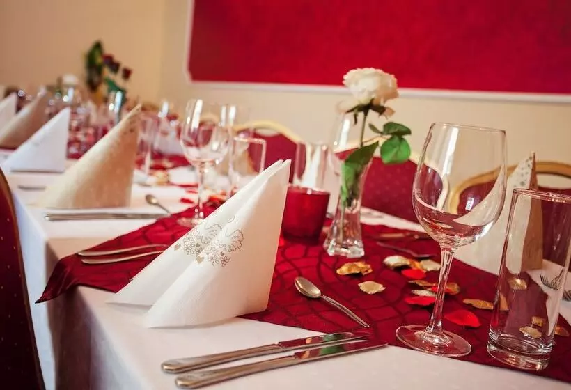 Fotos del hotel Savoy:  4