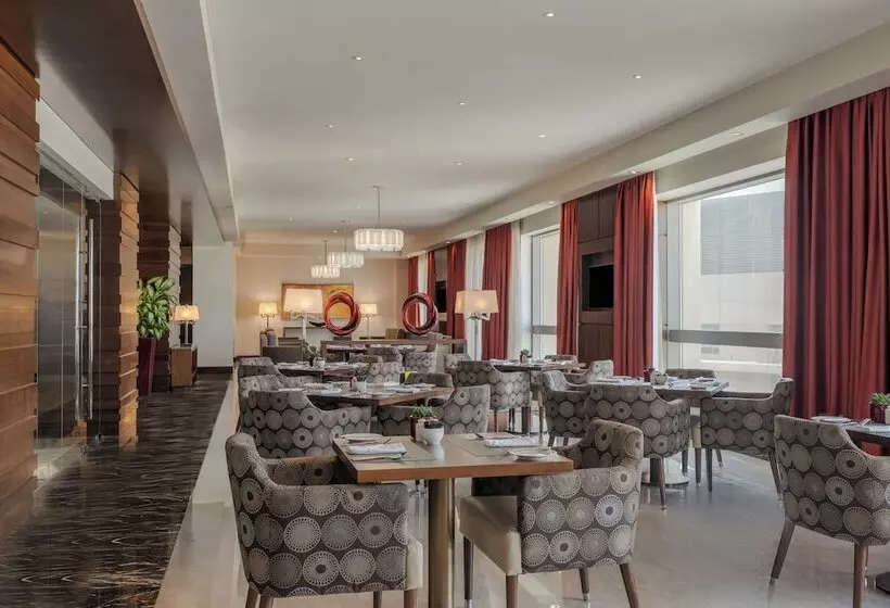 Fotos del hotel Swissotel Al Ghurair:  56