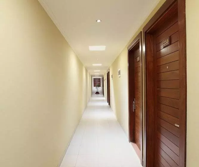 Fotos del hotel Adhi Jaya:  12