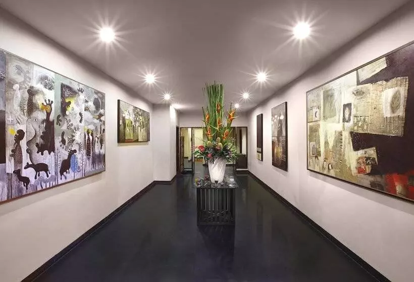 Fotos del hotel Adhi Jaya:  3