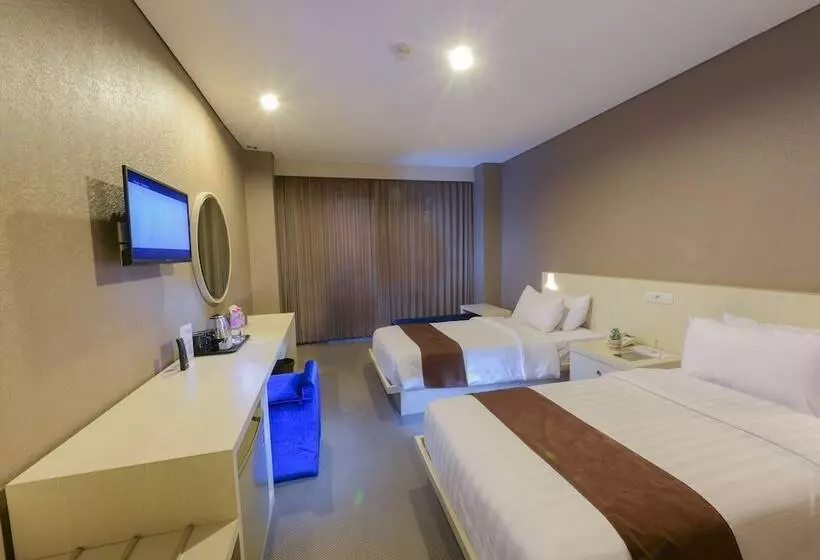 Fotos del hotel Royal Singosari Cendana:  20