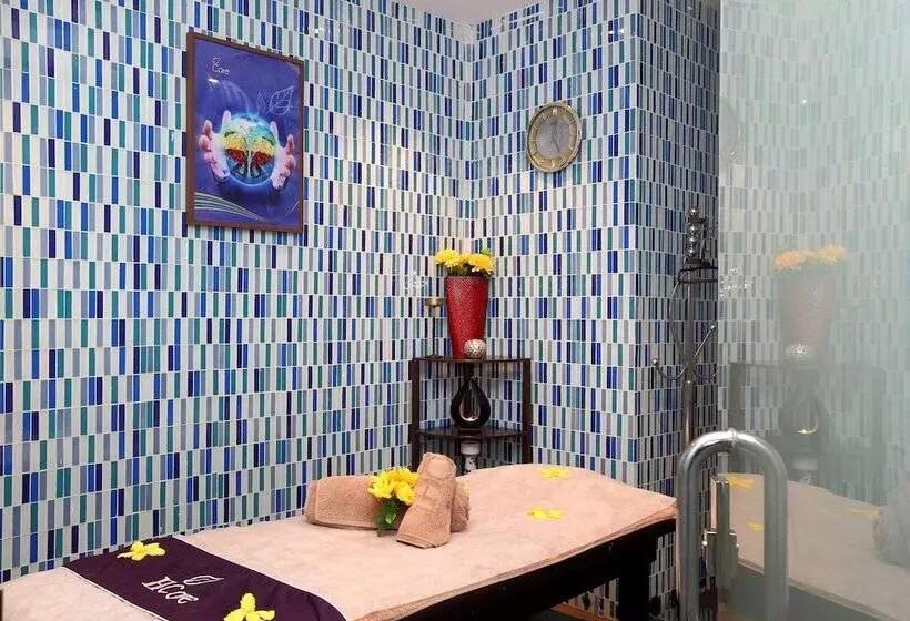 Fotos del hotel Golden Tulip  Al Jubail:  8