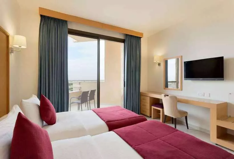 Fotos del hotel Ramada Resort Dead Sea:  25