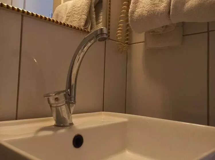 Fotos del hotel Atalla:  27