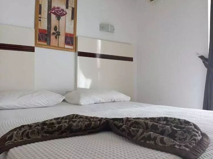 Fotos del hotel Atalla:  4